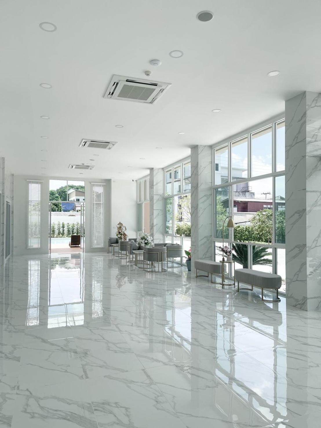 Hotel Agnes Buriram Luaran gambar
